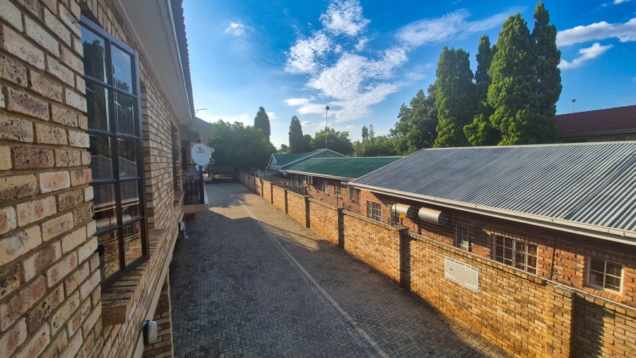 1 Bedroom Property for Sale in Die Bult North West